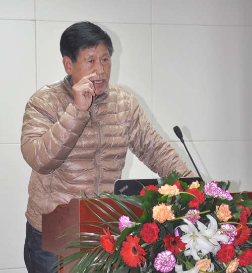 日韩欧美群交P片內射中文