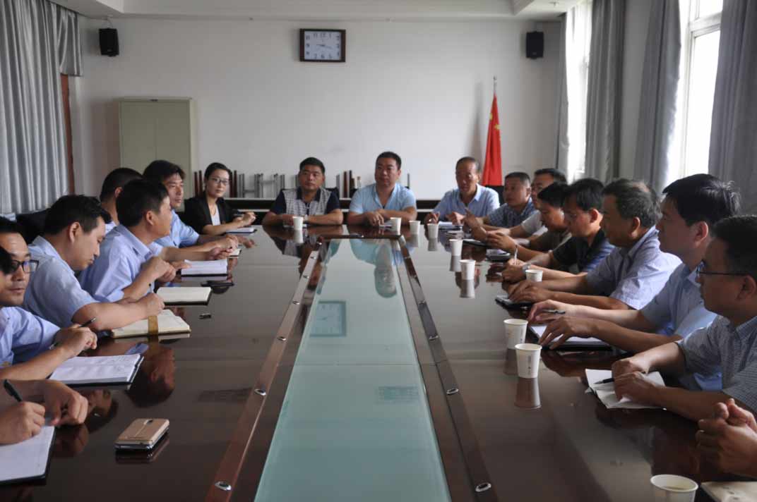 日韩欧美群交P片內射中文